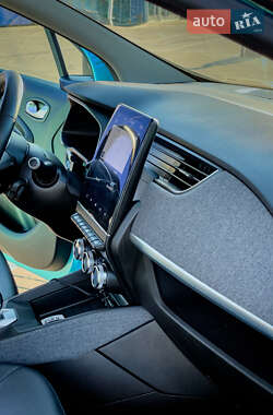 Хетчбек Renault Zoe 2021 в 