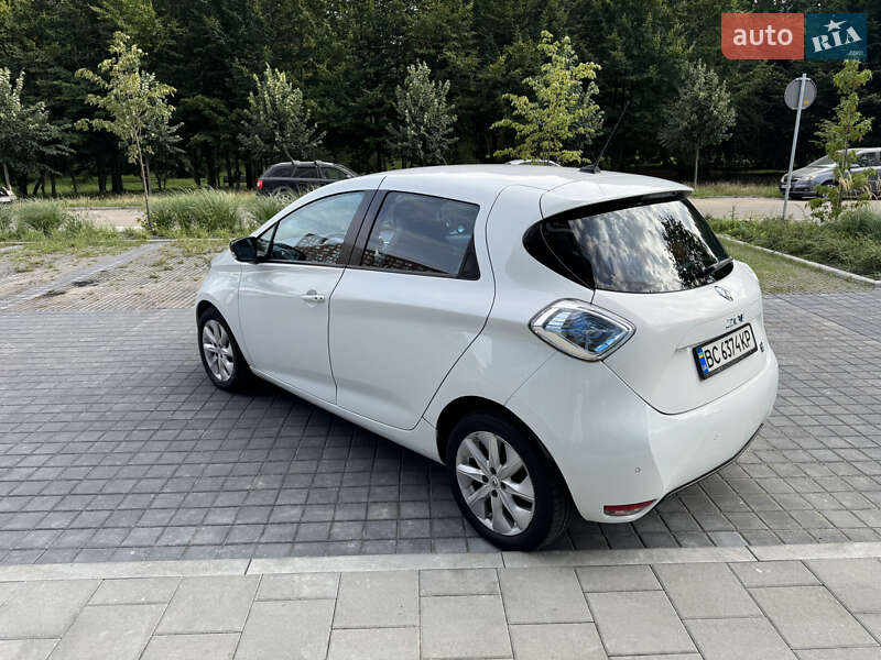 Хэтчбек Renault Zoe 2015 в Львове