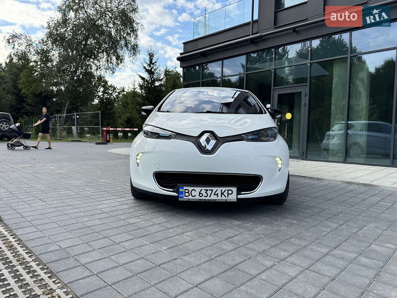 Хэтчбек Renault Zoe 2015 в Львове