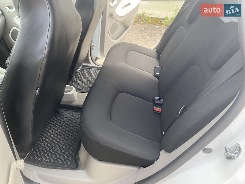 Хетчбек Renault Zoe 2017 в Львові