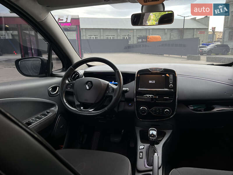 Хэтчбек Renault Zoe 2018 в Львове