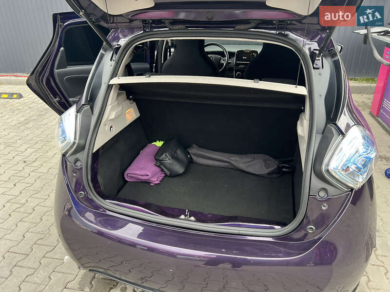 Хэтчбек Renault Zoe 2018 в Львове