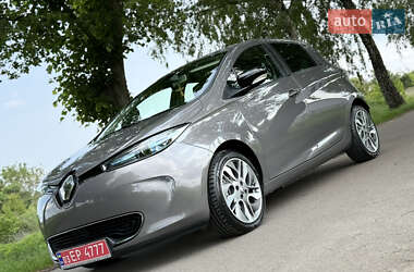 Хэтчбек Renault Zoe 2016 в 
