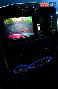 Хэтчбек Renault Zoe 2017 в 