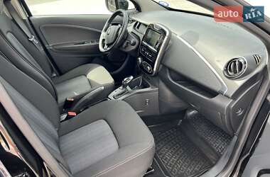 Хэтчбек Renault Zoe 2018 в 