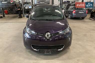 Хэтчбек Renault Zoe 2019 в 