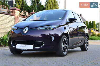 Хэтчбек Renault Zoe 2019 в 