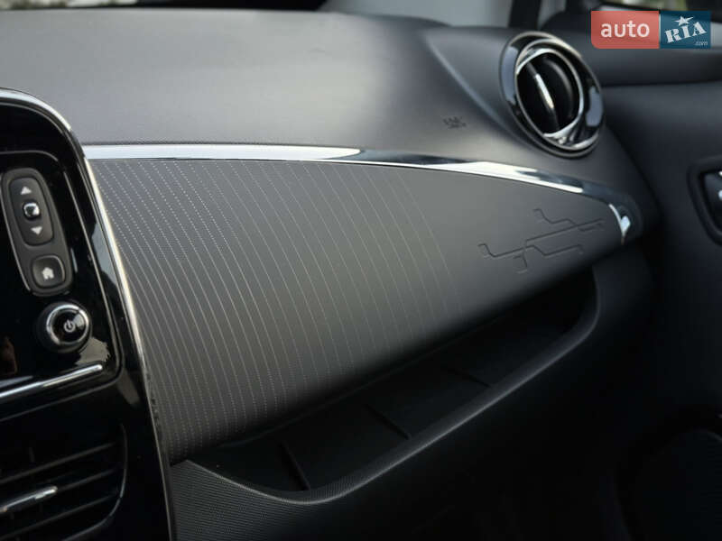 Хетчбек Renault Zoe 2019 в Луцьку