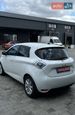 Хэтчбек Renault Zoe 2016 в 
