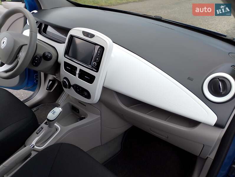 Хетчбек Renault Zoe 2018 в Бродах