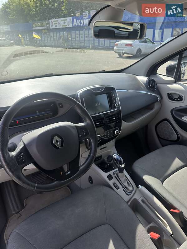 Хэтчбек Renault Zoe 2016 в Киеве
