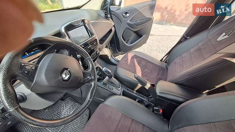 Хэтчбек Renault Zoe 2017 в Хмельницком