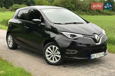 Хэтчбек Renault Zoe 2021 в 