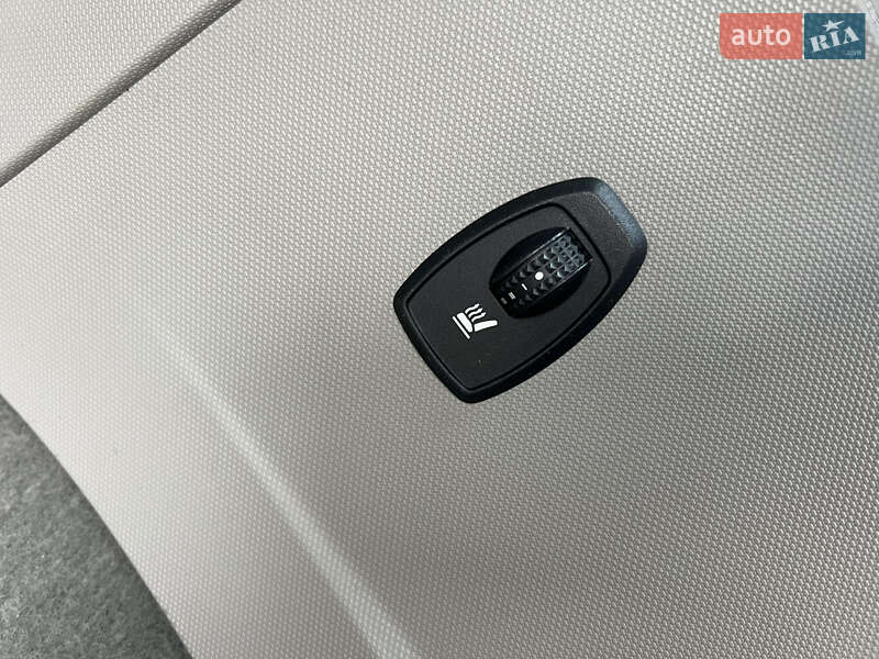 Хэтчбек Renault Zoe 2014 в Хмельницком