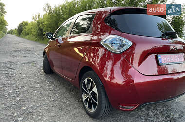 Хэтчбек Renault Zoe 2017 в 