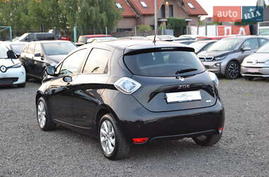 Хэтчбек Renault Zoe 2019 в 