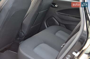 Хэтчбек Renault Zoe 2019 в 
