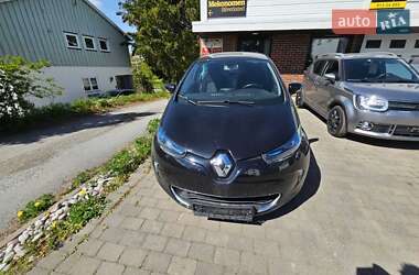 Хэтчбек Renault Zoe 2019 в 