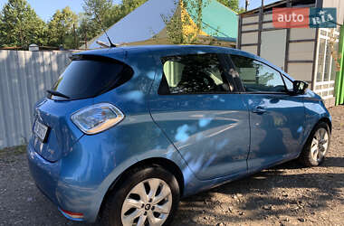 Хэтчбек Renault Zoe 2017 в 