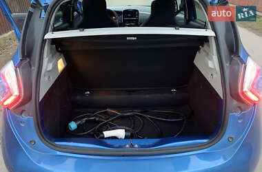 Хэтчбек Renault Zoe 2017 в 