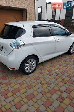 Хэтчбек Renault Zoe 2014 в 