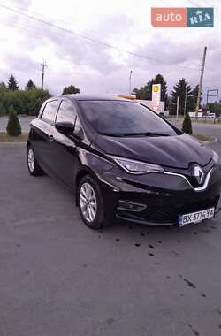 Хэтчбек Renault Zoe 2021 в 