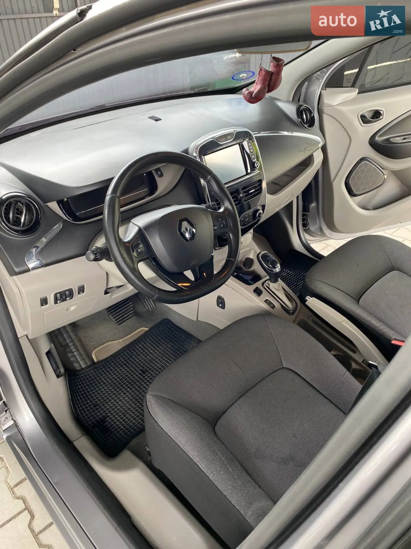 2015 Renault ZOE - мініатюра 11