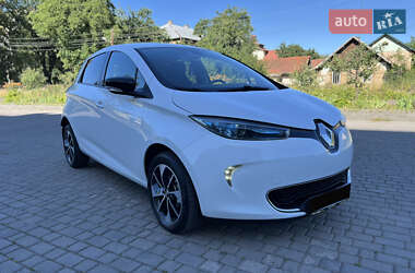 Хетчбек Renault Zoe 2017 в 