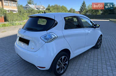 Хетчбек Renault Zoe 2017 в 