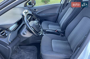 Хетчбек Renault Zoe 2017 в 