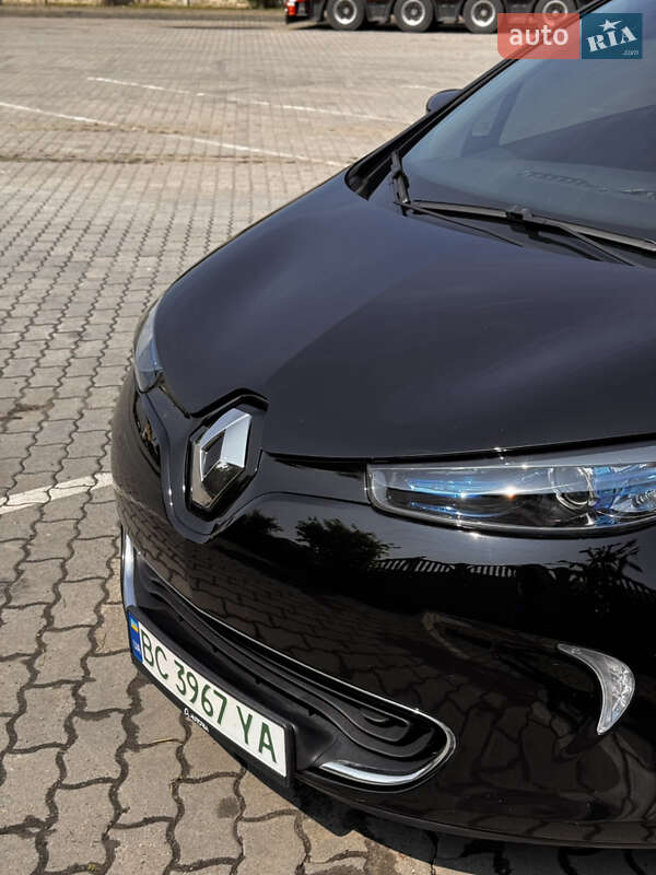 Хэтчбек Renault Zoe 2017 в Городке
