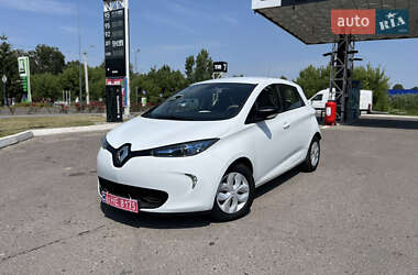 Хэтчбек Renault Zoe 2017 в 