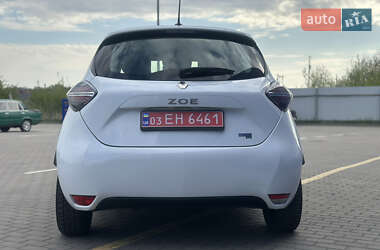 Хэтчбек Renault Zoe 2020 в 