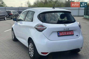 Хэтчбек Renault Zoe 2020 в 