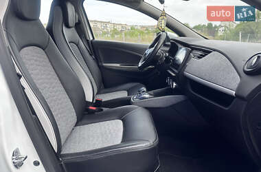 Хэтчбек Renault Zoe 2020 в 