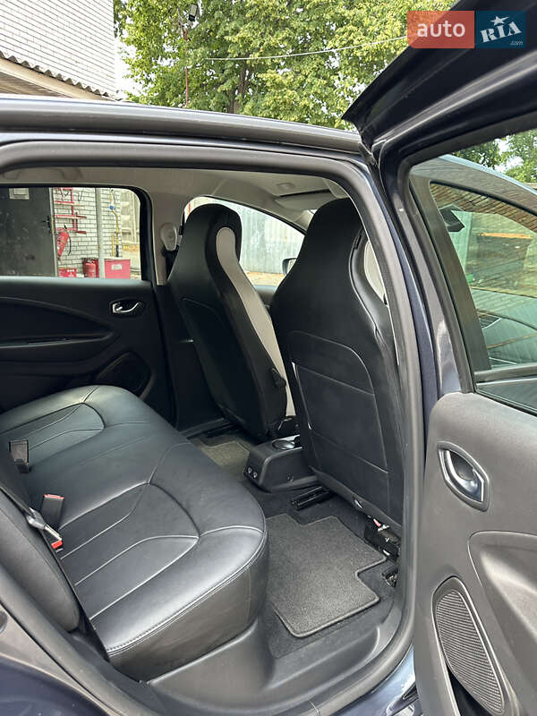 Хэтчбек Renault Zoe 2020 в Киеве