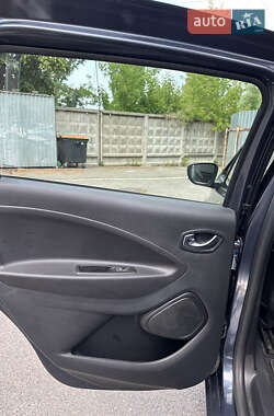Хэтчбек Renault Zoe 2021 в 