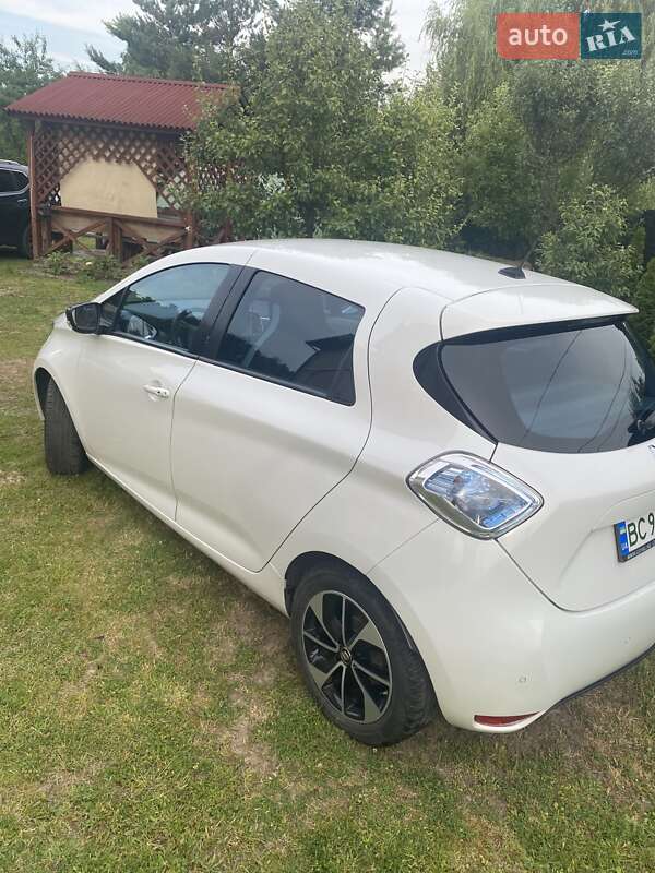 Хэтчбек Renault Zoe 2015 в Шептицькому