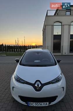 Хэтчбек Renault Zoe 2015 в 