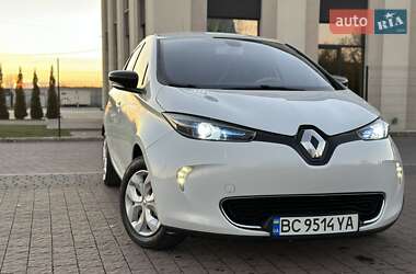 Хэтчбек Renault Zoe 2015 в 