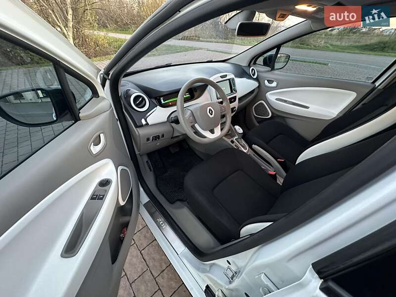 Хетчбек Renault Zoe 2015 в Львові