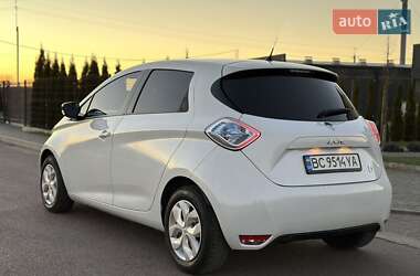 Хэтчбек Renault Zoe 2015 в 