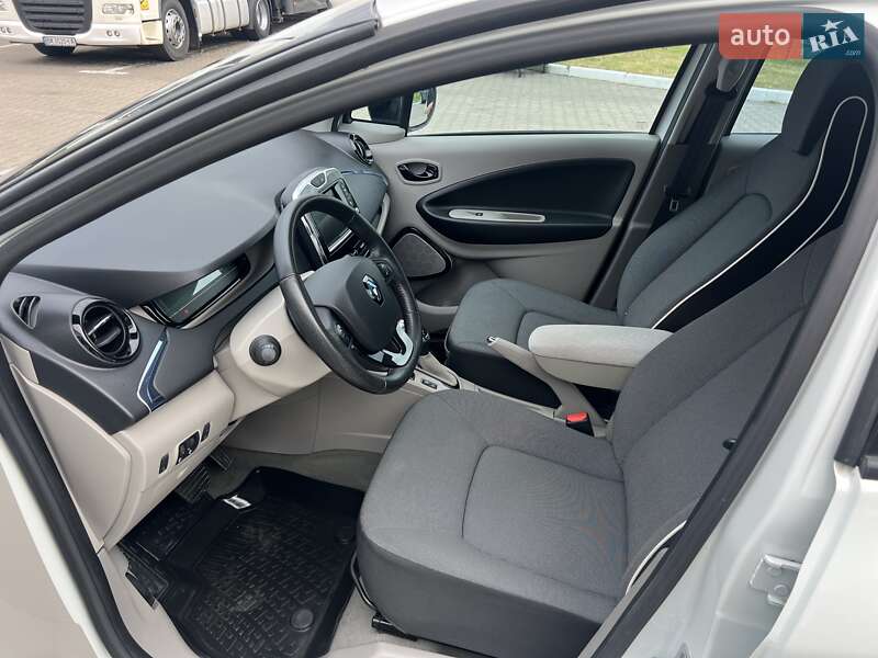 Хэтчбек Renault Zoe 2015 в Ровно