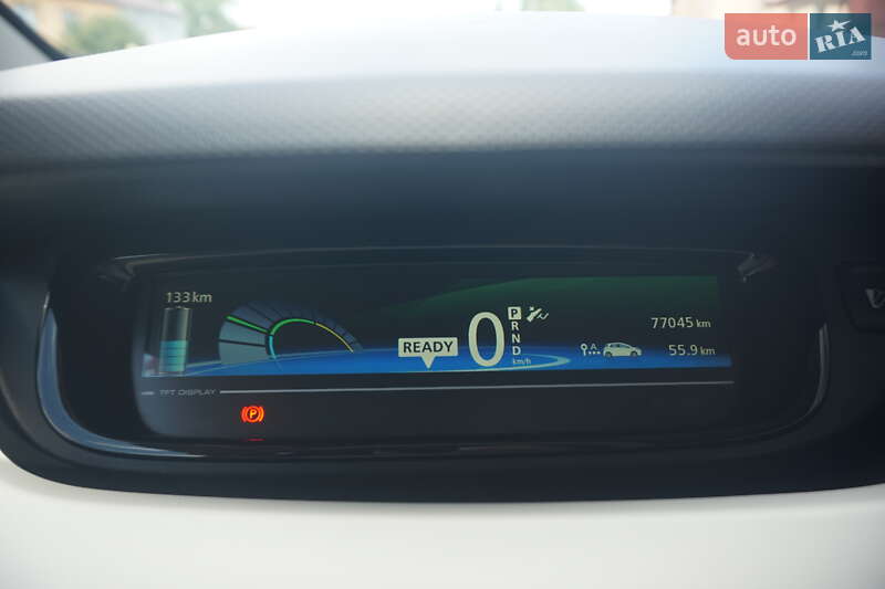 Хэтчбек Renault Zoe 2017 в Самборе
