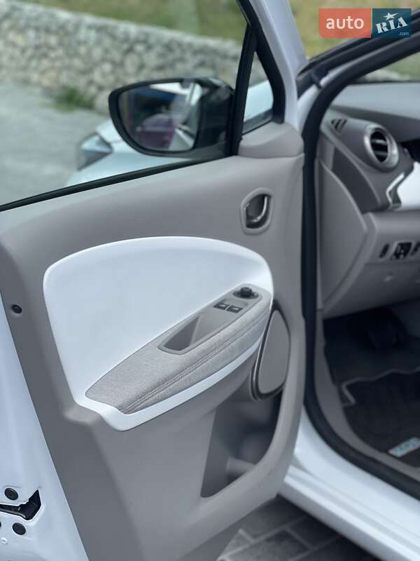 Хэтчбек Renault Zoe 2019 в Тернополе