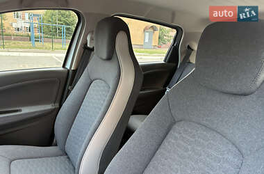 Хэтчбек Renault Zoe 2021 в 