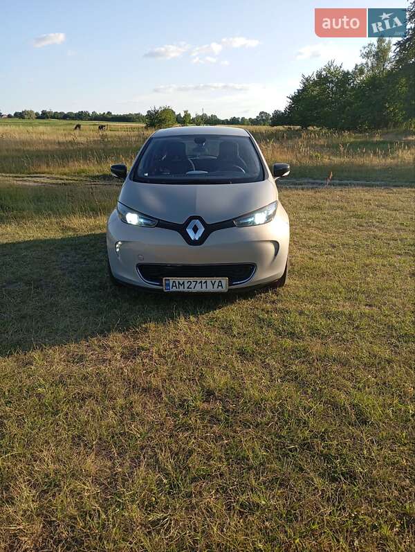 Хэтчбек Renault Zoe 2013 в Виннице