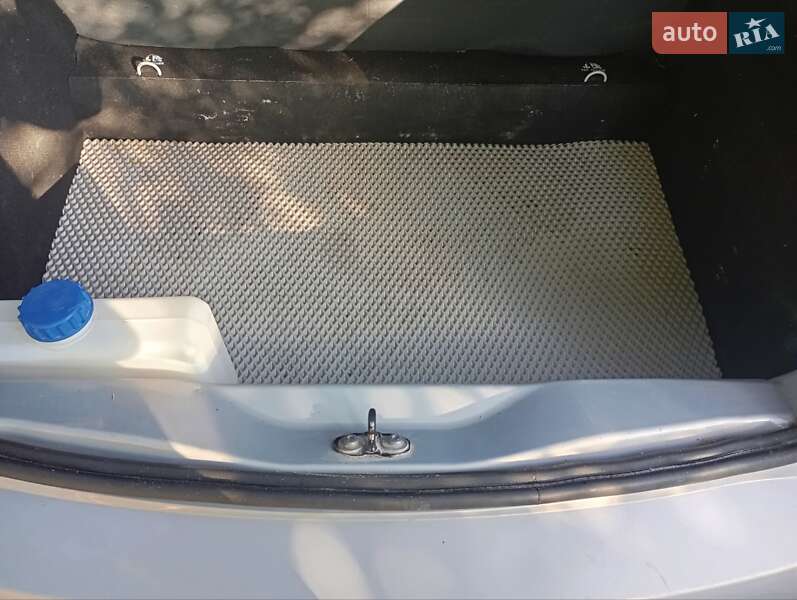Хэтчбек Renault Zoe 2013 в Виннице