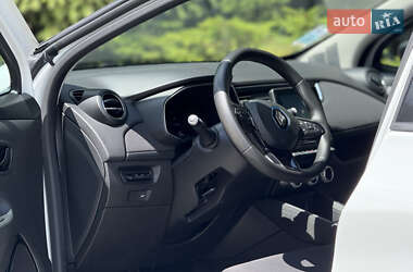 Хэтчбек Renault Zoe 2019 в 