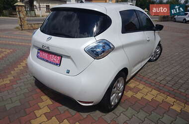 Хетчбек Renault Zoe 2016 в 